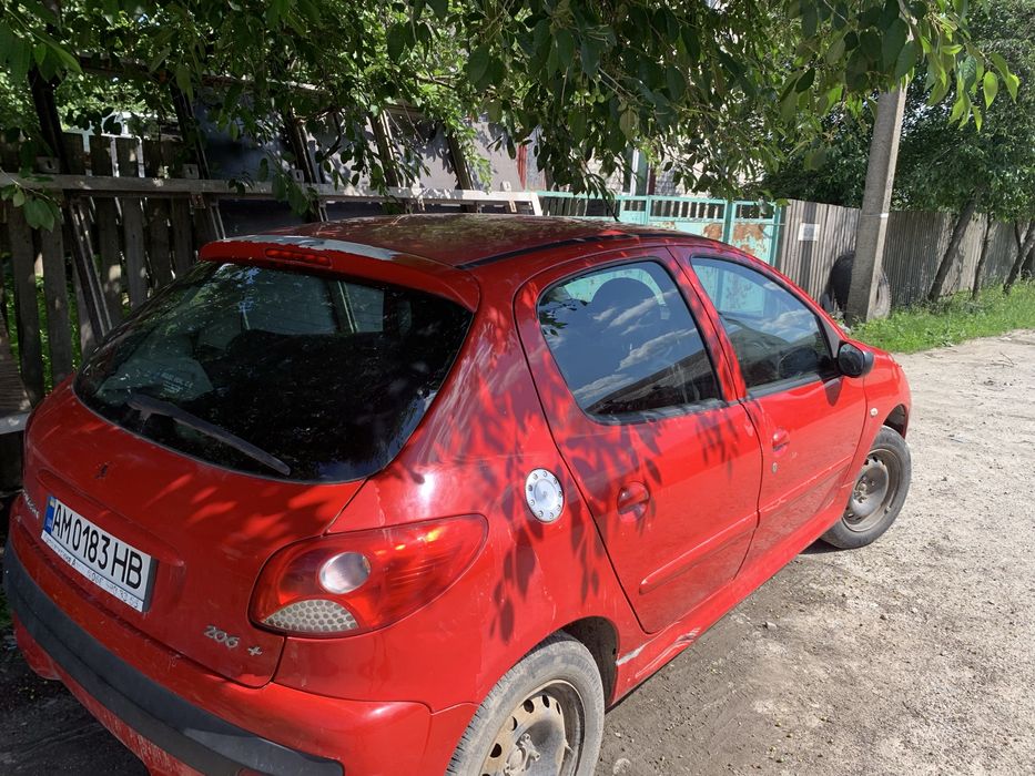 Продам пежо 206+ 3300$