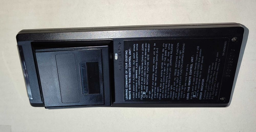 Pilot Onkyo RC-AV 1M - uniwersalny, programowalny, super stan!