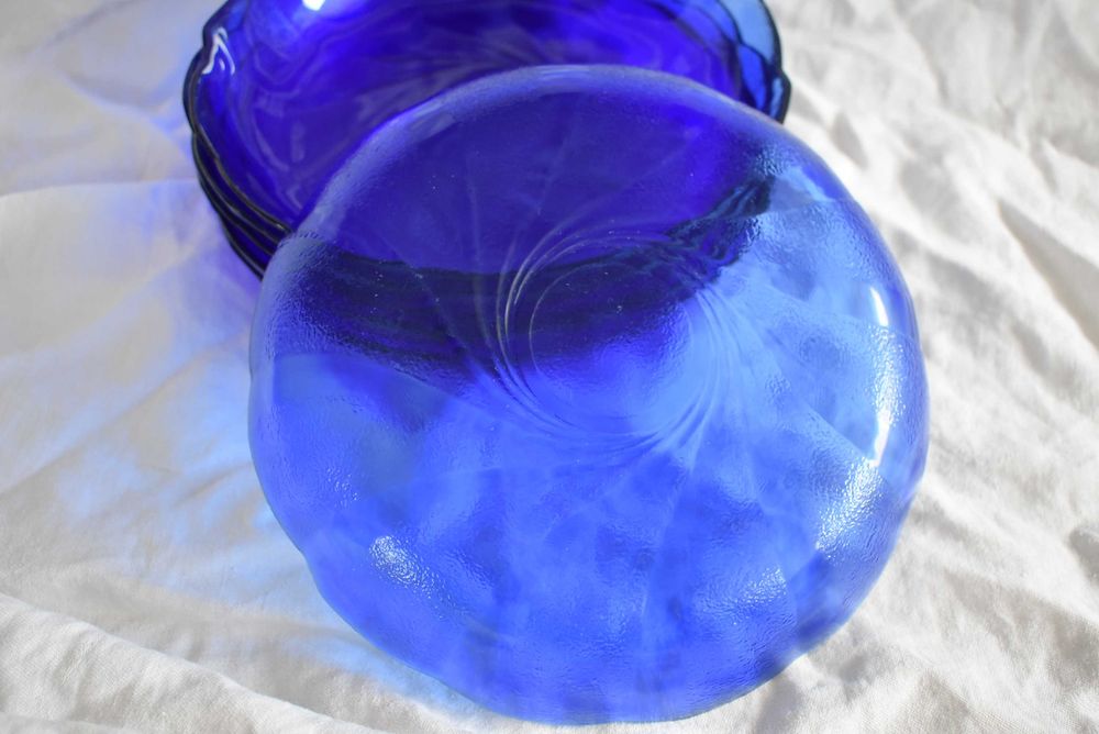 Talerze obiadowe głębokie Arcoroc France cobalt blue