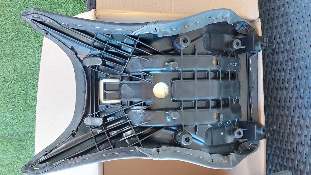 Honda NT 1100 - bancos novos a estrear