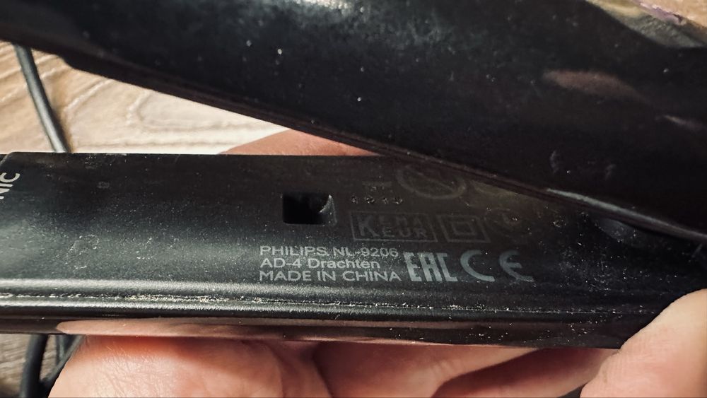 Выпрямитель для волос Philips