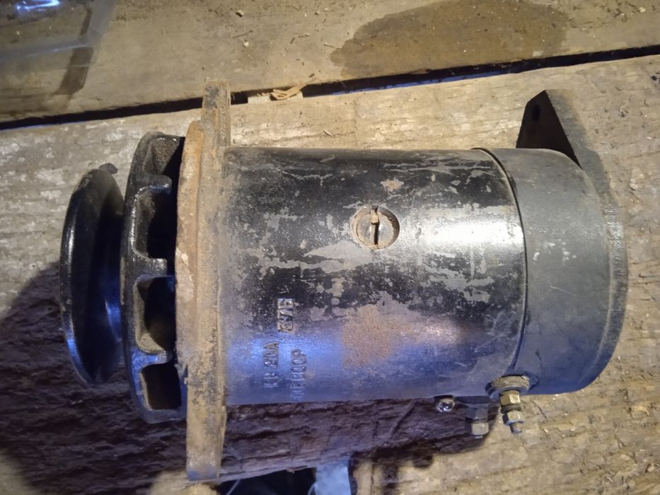 Продам генератор Газ -52