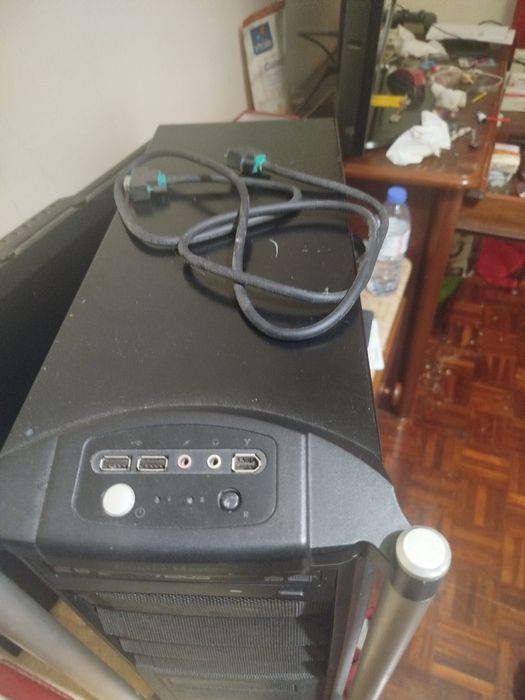 Torre computador asus
