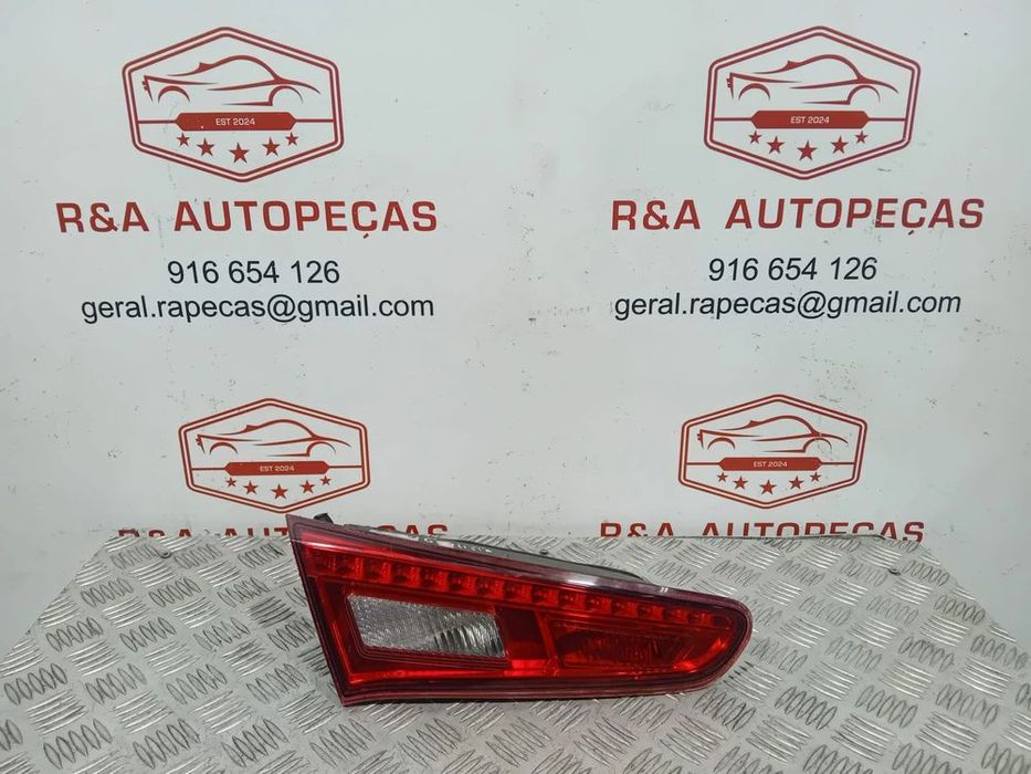 Farolins Farolim Trás Traseiro Esquerdo Mala Alfa Romeo Giulietta