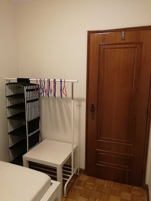 Quartos Perto do Polo Universitario e Hosp S. Joao com Autocarro na Porta 290€ ou 380€