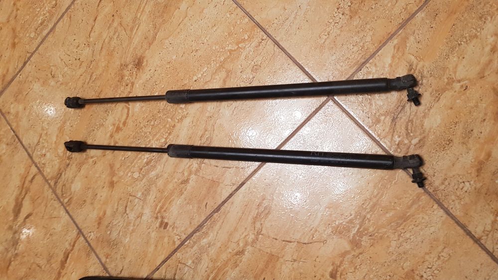 Kia Sorento 3 2016 Cтойки под крышку багажника Оригинал