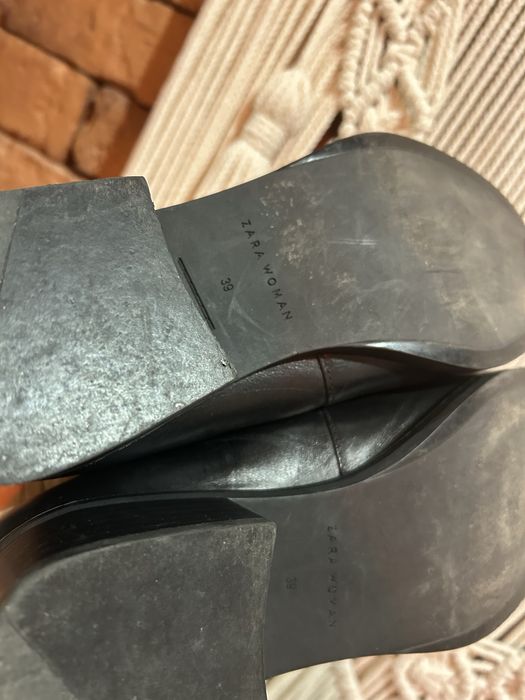 Mokasyny firmy Zara w rozmiarze 39