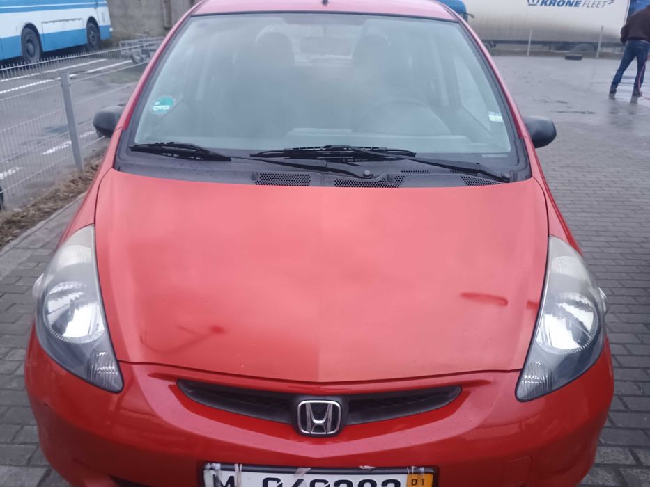 Хонда Джаз автомобіль 2004