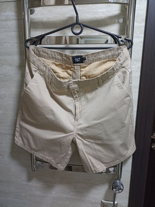Шорты мужские бежевого цвета,новые.
