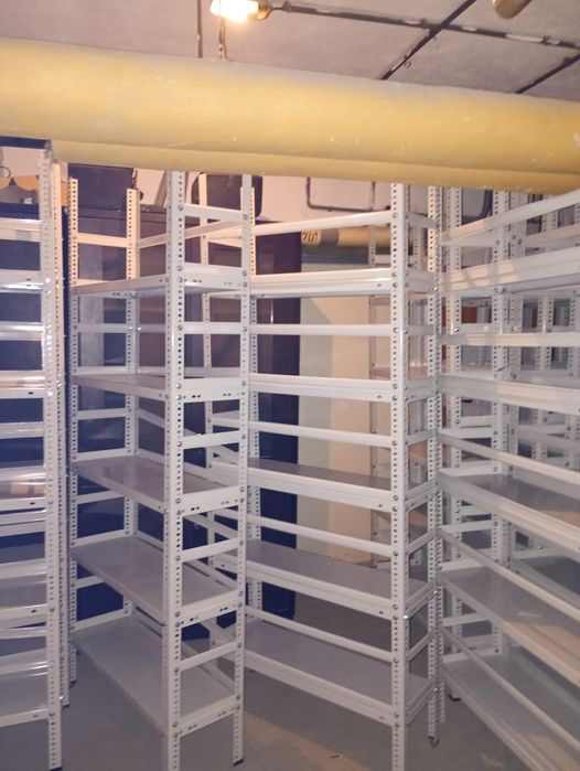 Regały magazynowe Rezerwacja do soboty