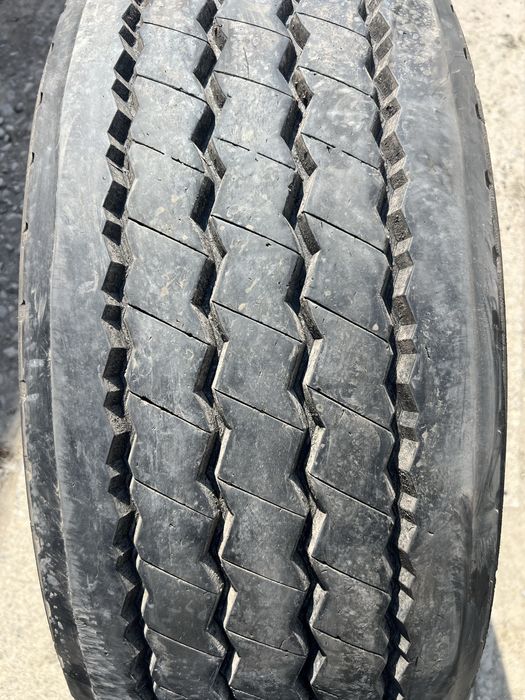 385/65/22,5 Bridgeston шини резина