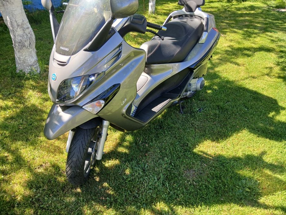 Skuter Piaggo 125cm