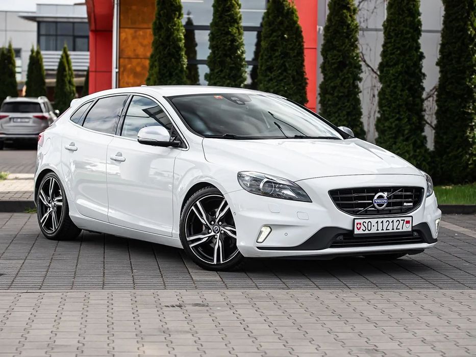Volvo V40