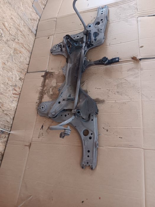 Vw volkswagen Golf 4 IV sanki ława kołyska trawerza belka przód