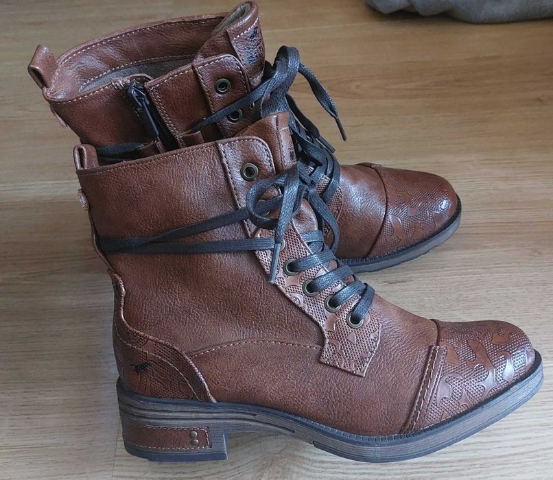 Buty trzewiki Mustang