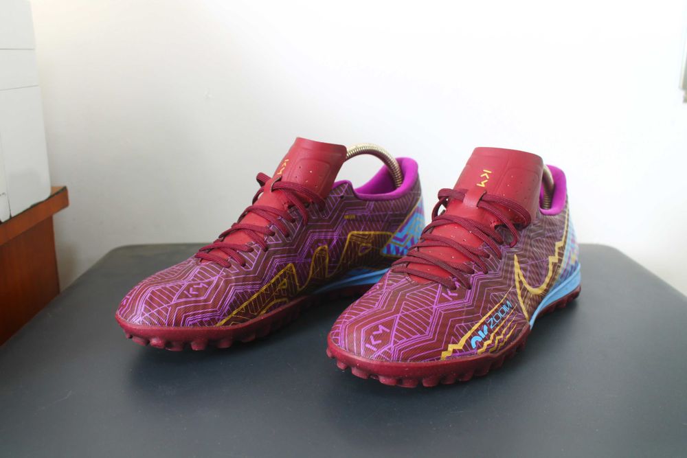 Продам сороканожки Nike mercurial 40,5 розмір.Оригінал.