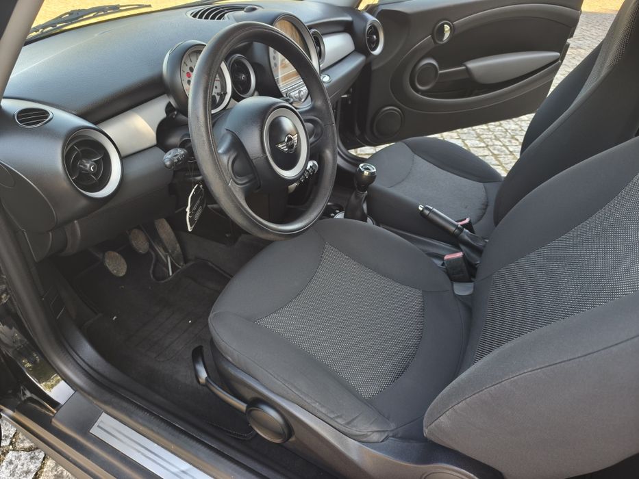 Mini One 1.4 gasolina, apenas com 120.000kms