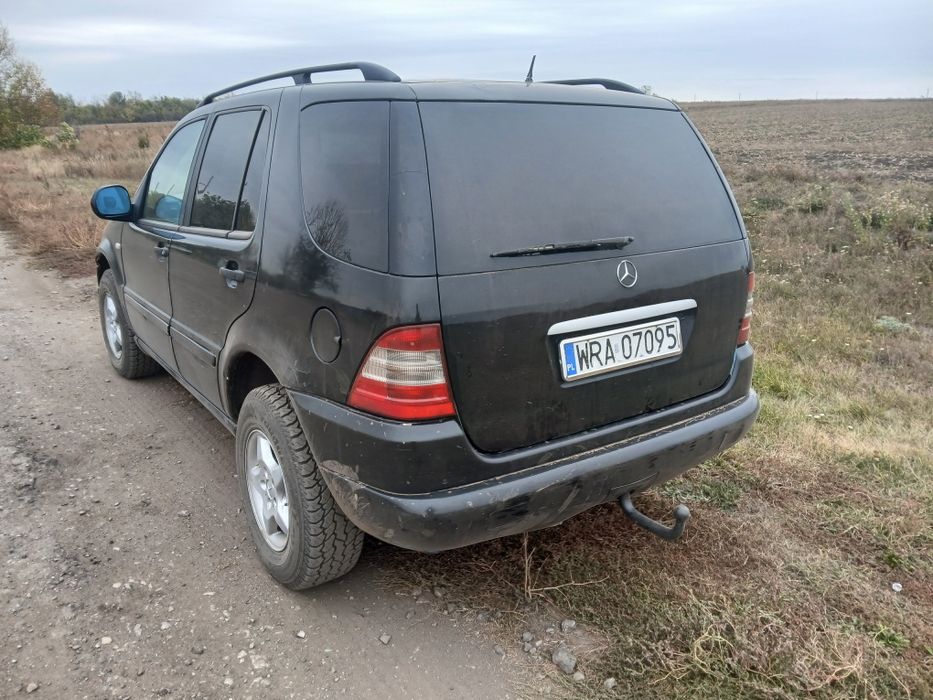 Мерседес_Бкнс  МЛ 230