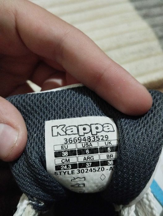 Продам Кросівки Kappa