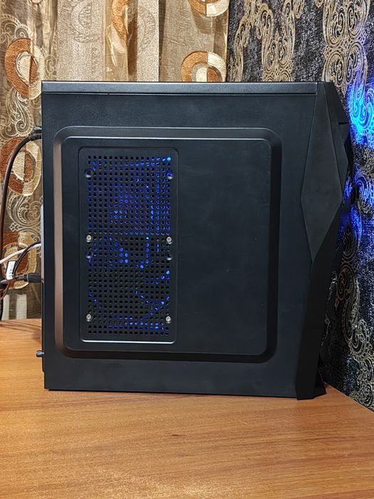 Ігровий ПК із підсвічуванням, rx 550, 4 gb