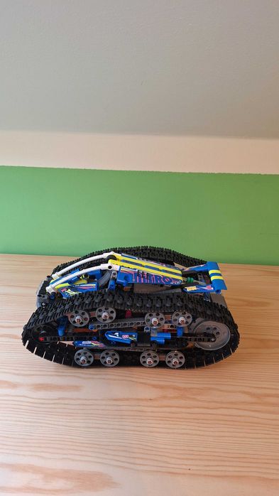 Lego technic 42140 zdalnie sterowany pojazd gąsienicowy