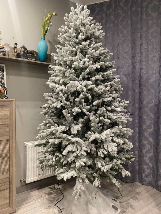 Віденська засніжена.Лита ялиночка.Литая елка заснеженная.Штучна ялинка