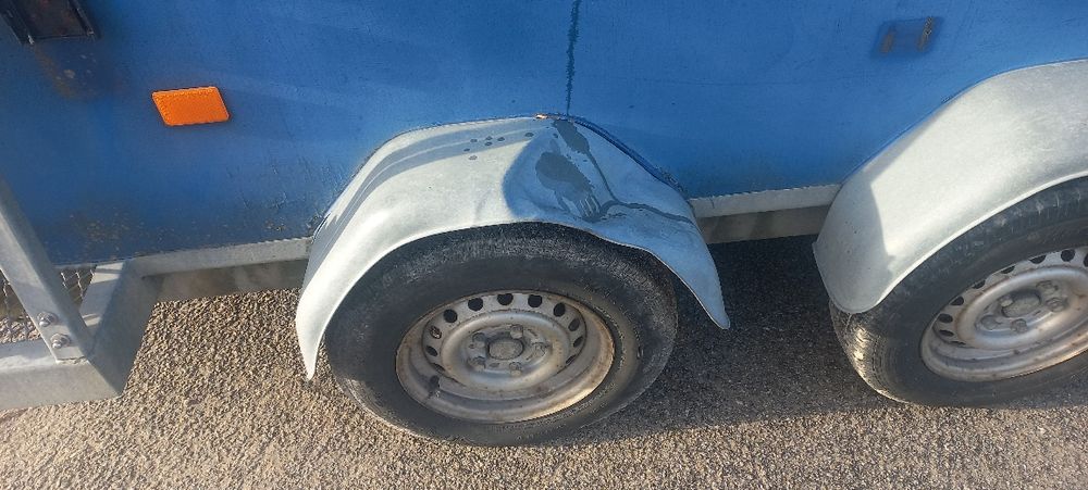 Atrelado para cavalos