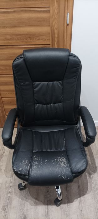 Fotel biurowy obrotowy