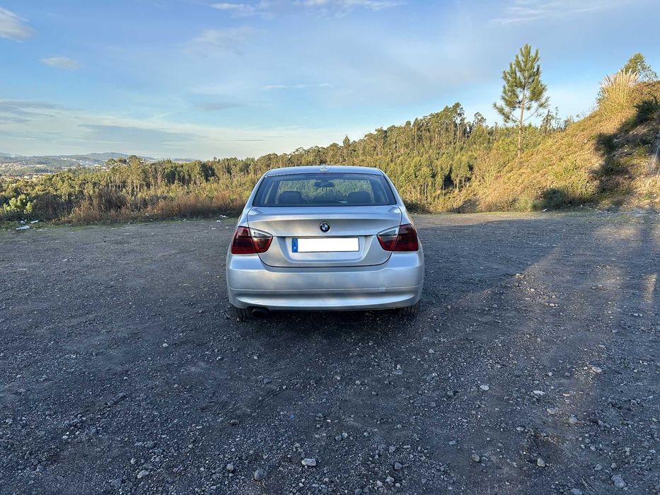BMW 320d 2007 2.0 Diesel