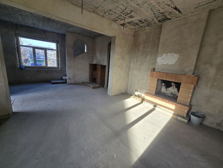 Терміновий продаж! Є відеБез комісіі! 300 м2! Ірпінь! Щкола, сад поруч