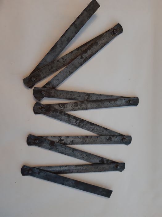 Продам Метр складной металлический