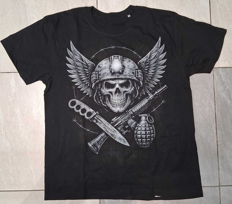 t shirt z motywem wojennym /  Czarny / rozm. XL / Nowa
