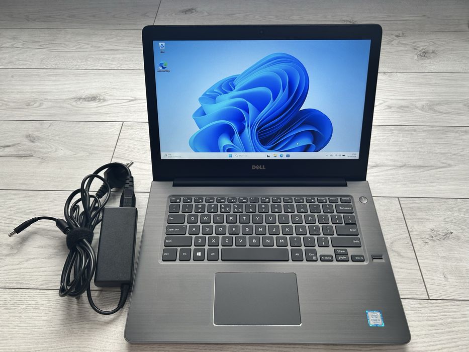 Laptop dell Vostro 14 5468 i5 7gen 8gb/256gb M.2 sata