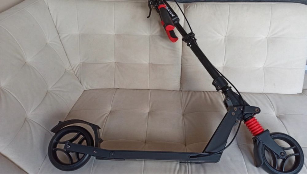 Hulajnoga  Globber One K 165 BR Deluxe czarna