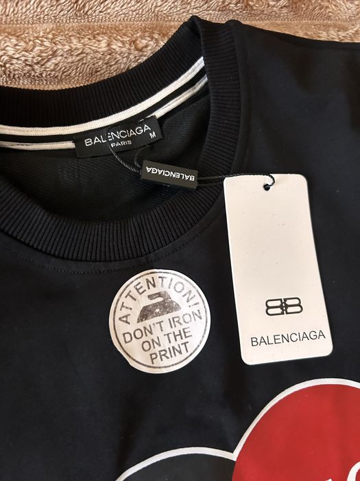 Кофта в стилі Balenciaga