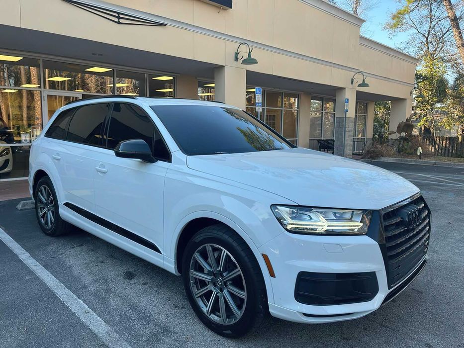 Audi Q7      2019