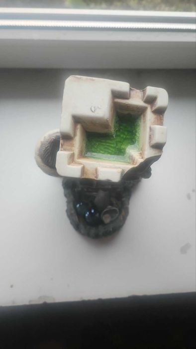 Віддам камінці і грот для акваріума