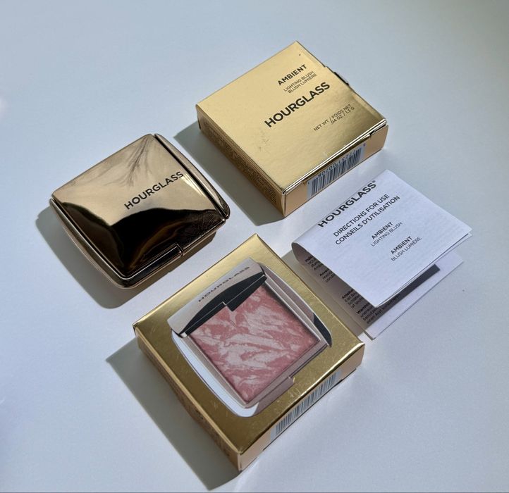 Румяна Hourglass Ambient Lighting Blush