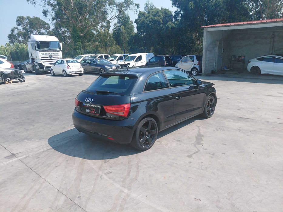Audi A1 1.6Tdi 8/2012