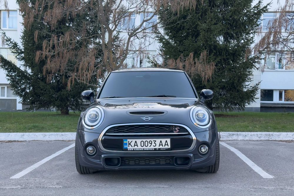Mini Cooper S F56S 2014 carplay, harman kardon. jcw кермо