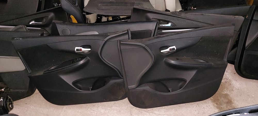 Toyota Corolla e150 2007-2012г.в карта двери обшивка накладка корола