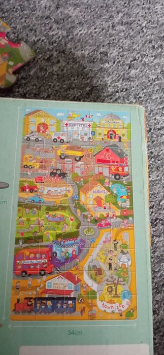 Puzzle ,  gra , rzepy, klocki.