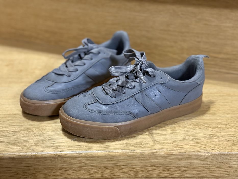 Дитячі кросівки  H&M 30р