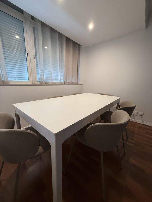 Mesa branca IKEA