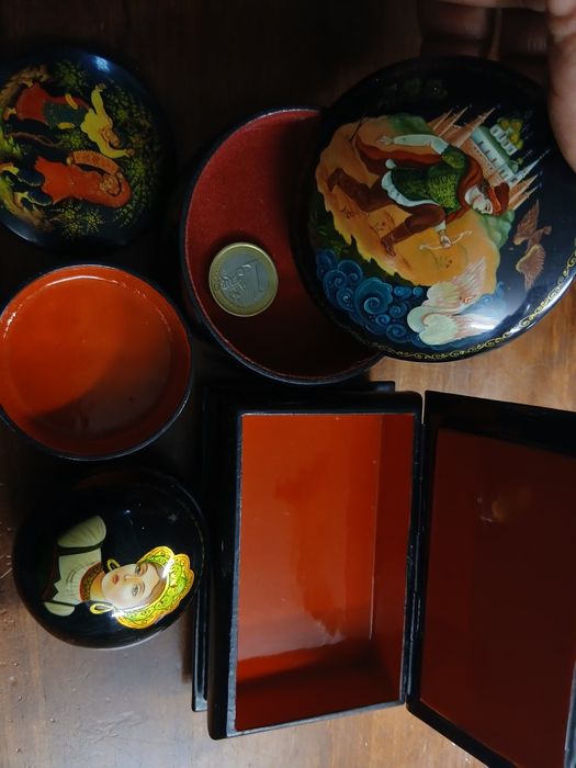 Caixa antigas da Russia