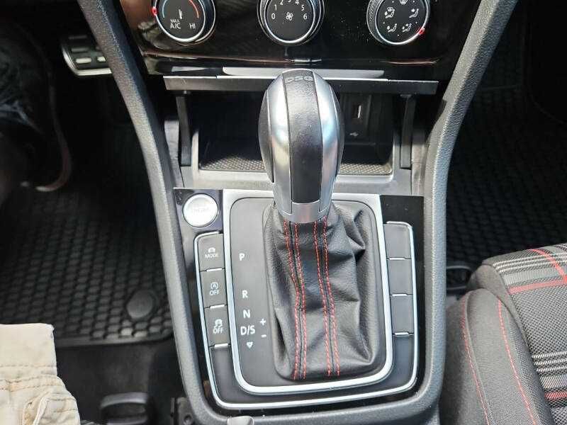 2019 Volkswagen Golf GTI Rabbit Edition