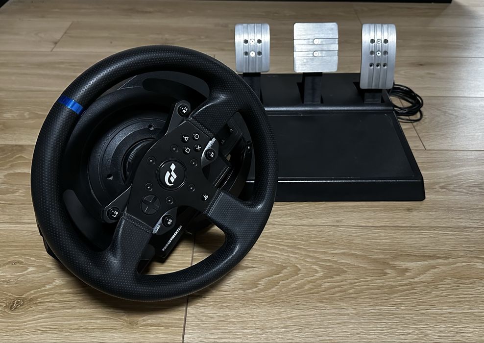 Thrustmaster T300RS