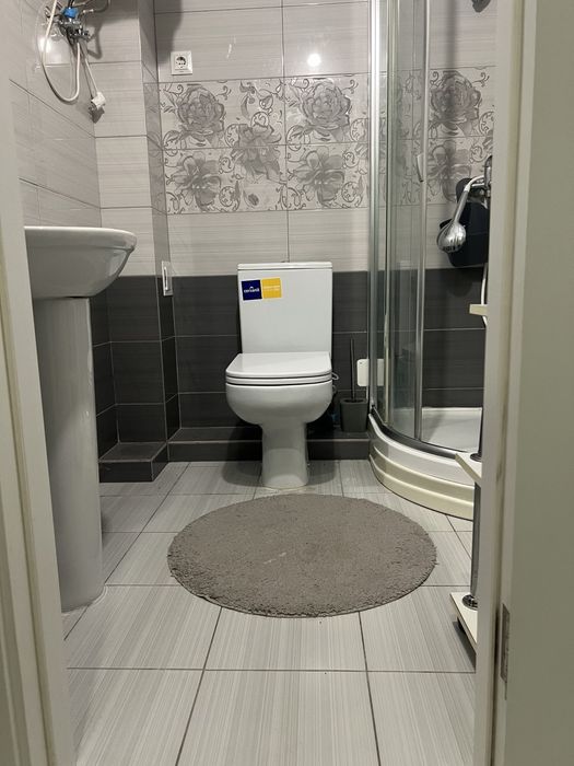 .Здаємо  1к. ЖК Комфорт Таун. 1пов.високий .Власник! Ук