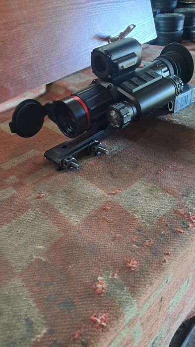 Продам приціл Sytong HT 70LRF