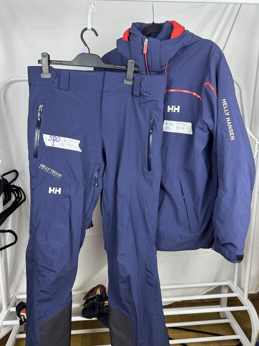 Topowa odzież Narciarska- spodnie, kurtki, komplety-Najlepsze marki